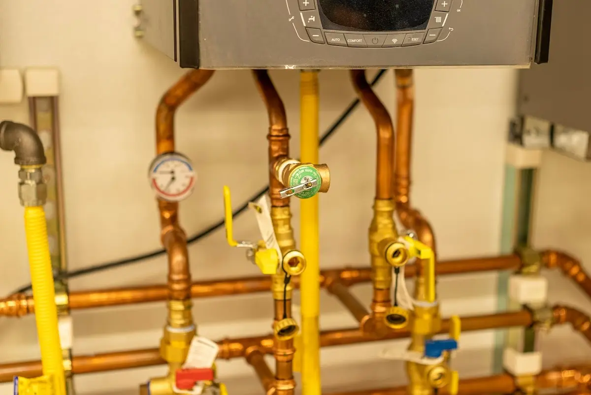 Licensed technician providing Slab Leak Repair for a homeowner in Duncanville